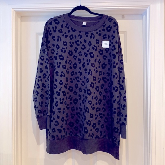 Old Navy Tops - NWT Old Navy XL Grey and Black Leopard Print Tunic Sweatshirt Top